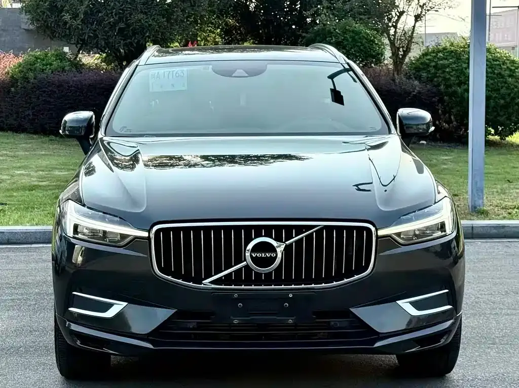 Volvo XC60 — фото 3