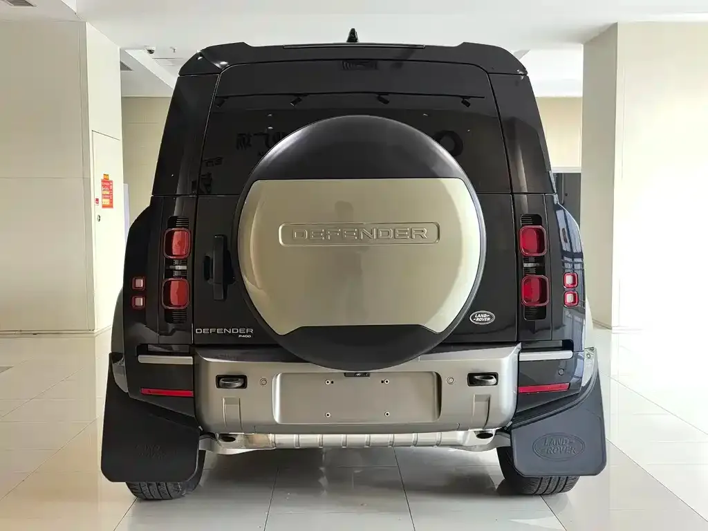 Land Rover Defender — фото 3