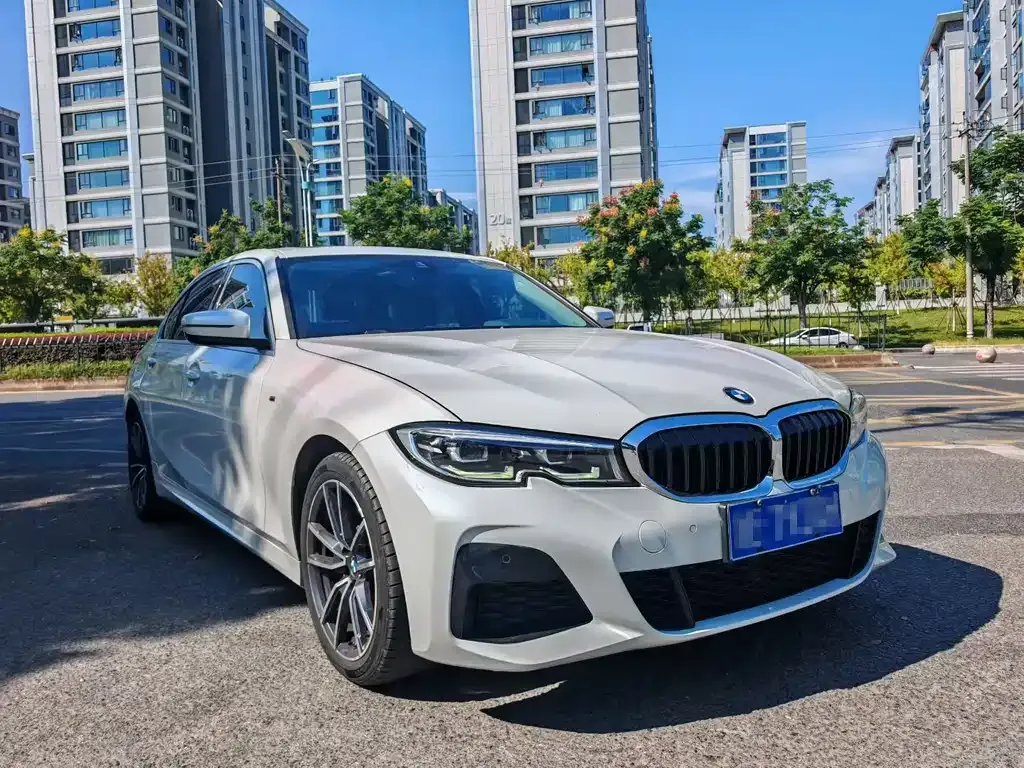BMW 3 Series — фото 1