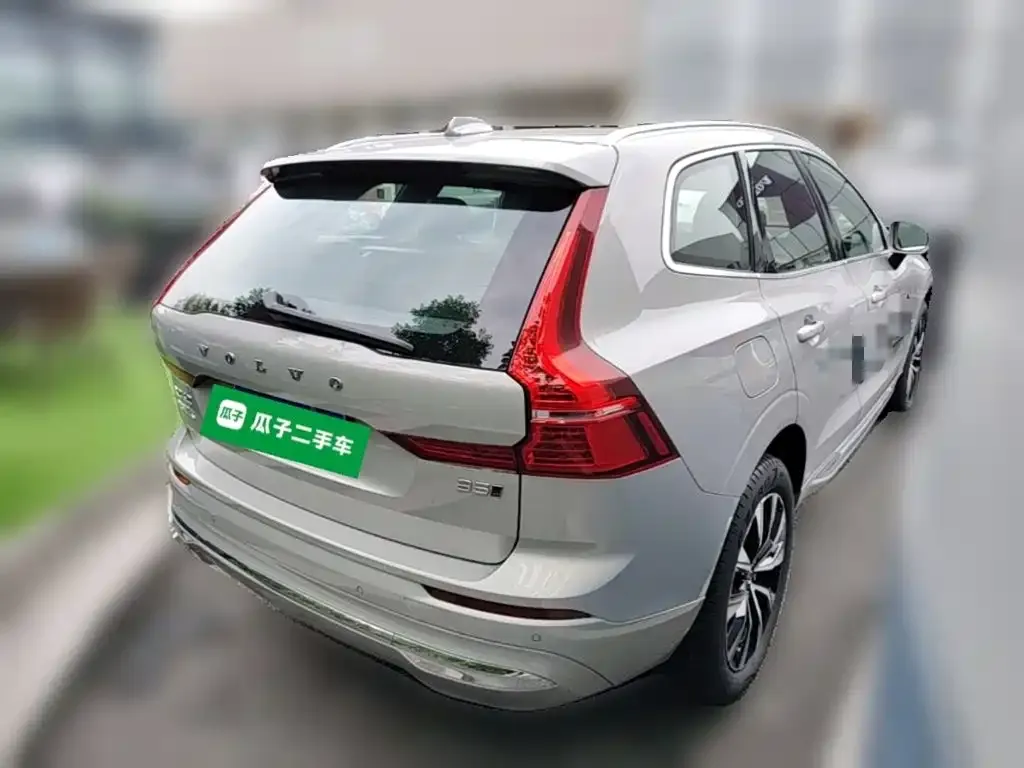 Volvo XC60 — фото 3