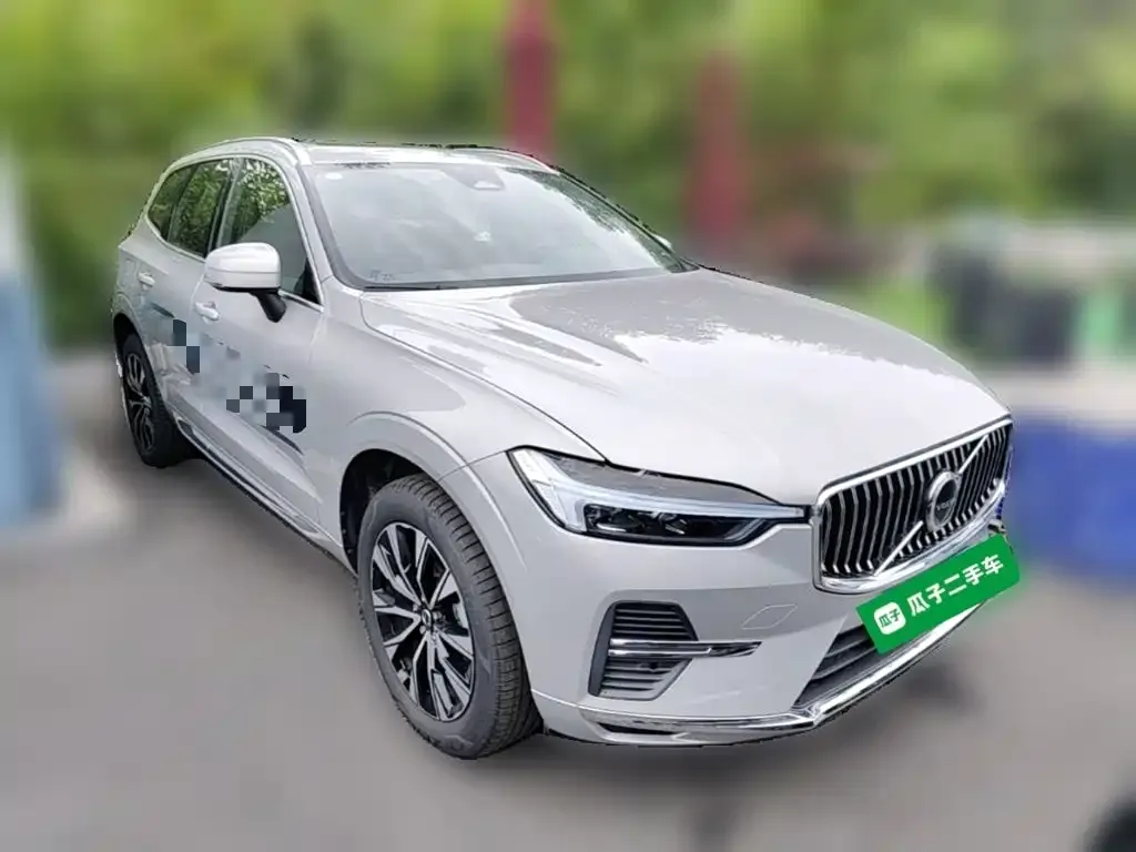 Volvo XC60 — фото 7