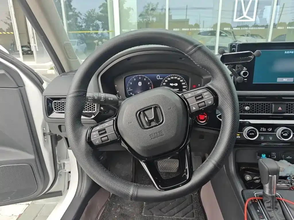 Honda Civic — фото 10