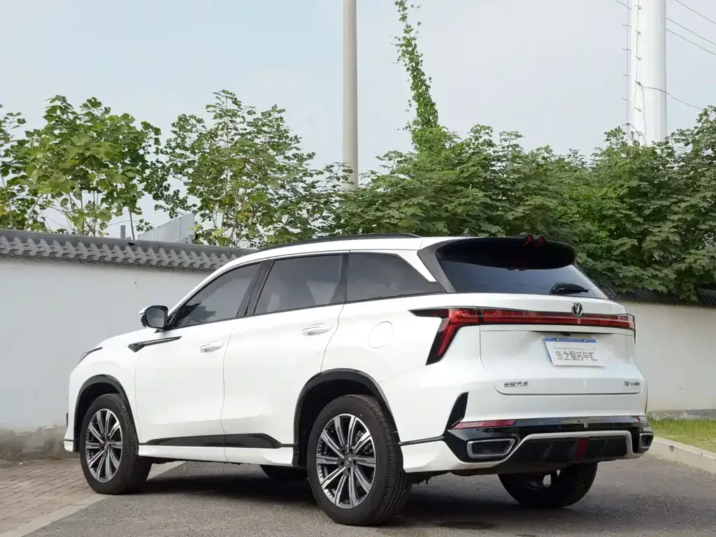 Changan CS75 PLUS — фото 7