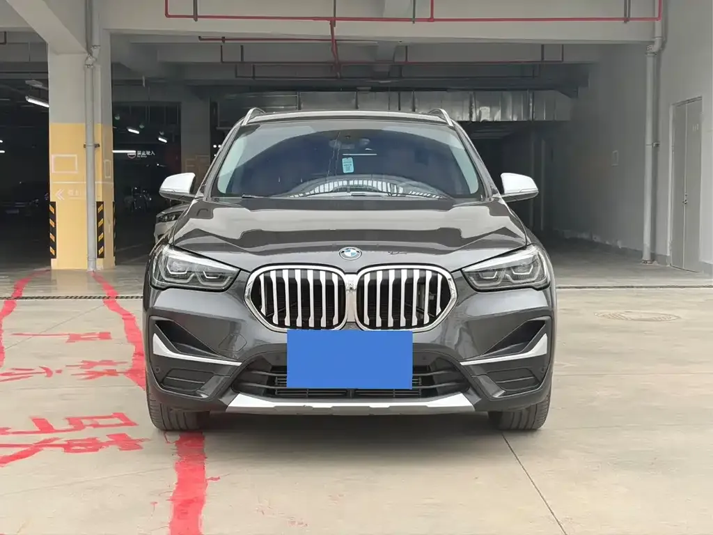 BMW X1 — фото 1