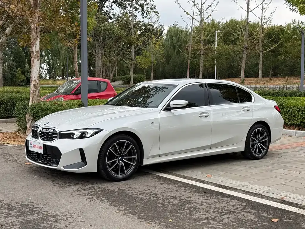 BMW 3 Series — фото 1