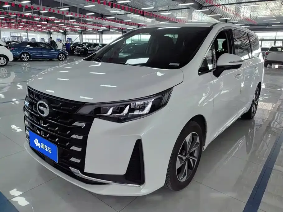 GAC Motor Trumpchi M6 — фото 1