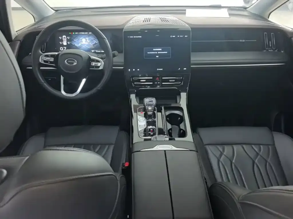 GAC Motor Trumpchi M8 — фото 4