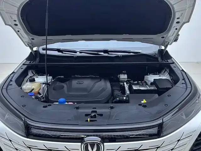 Changan CS75 PLUS — фото 4