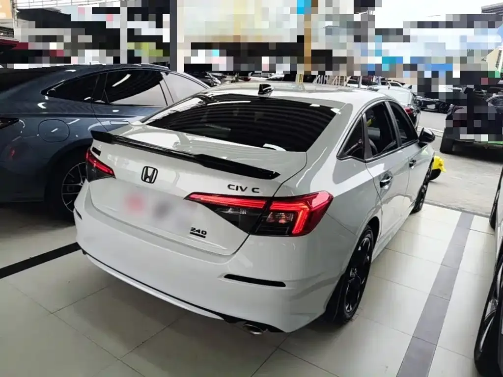Honda Civic — фото 6
