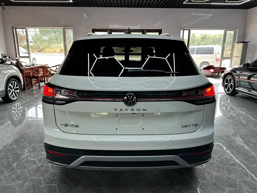 Volkswagen Tayron — фото 9