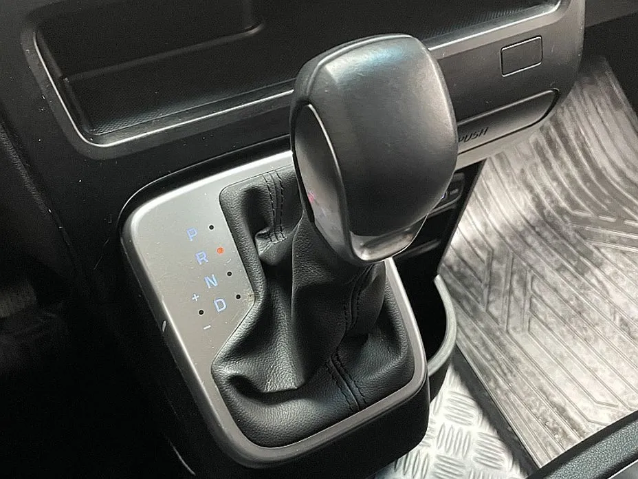 Hyundai Staria — фото 8