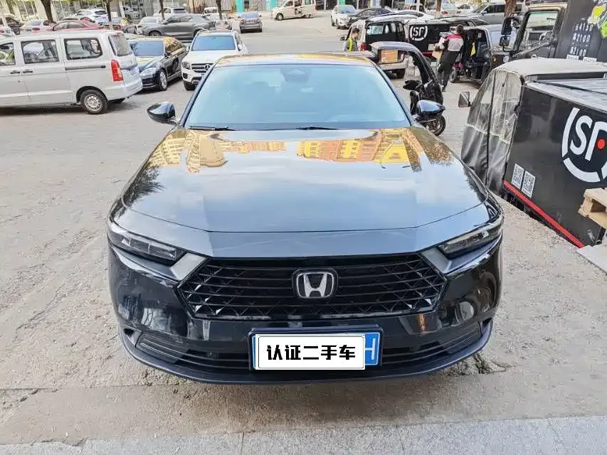 Honda Accord — фото 7