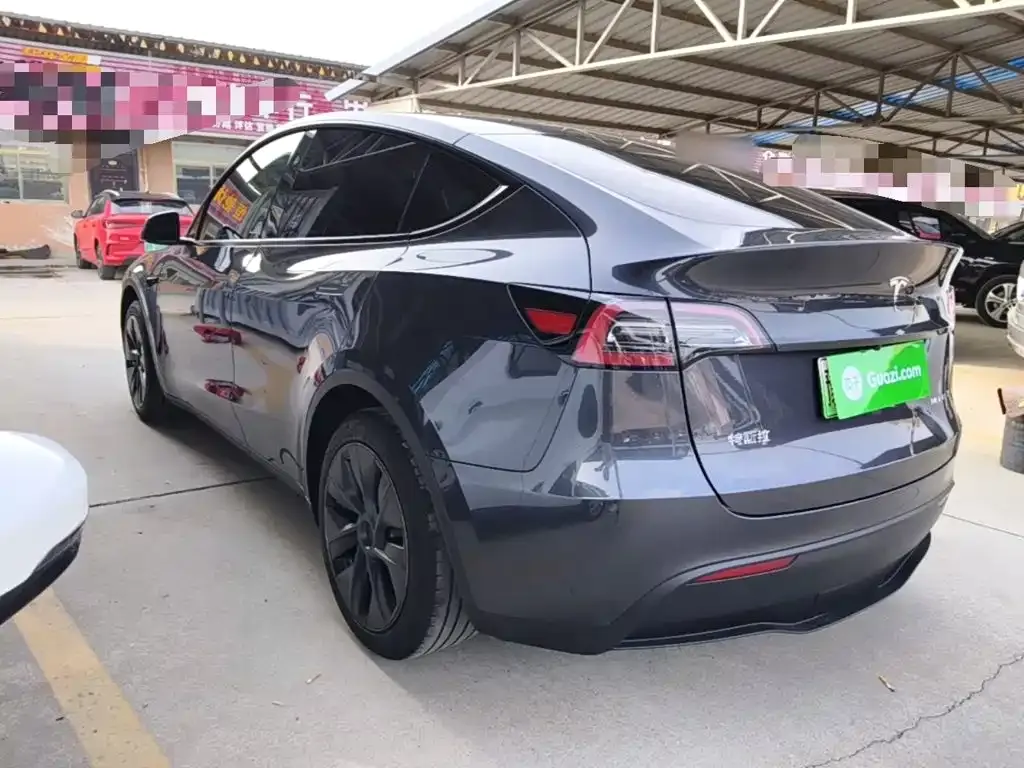 Tesla Model Y — фото 4