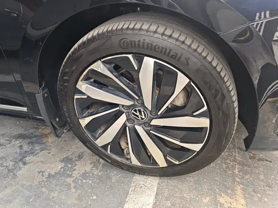 Volkswagen Passat — фото 4