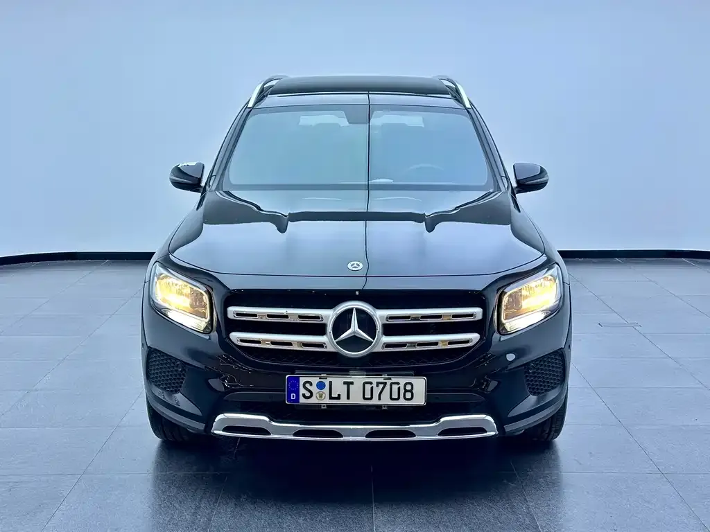 Mercedes-Benz GLB — фото 3