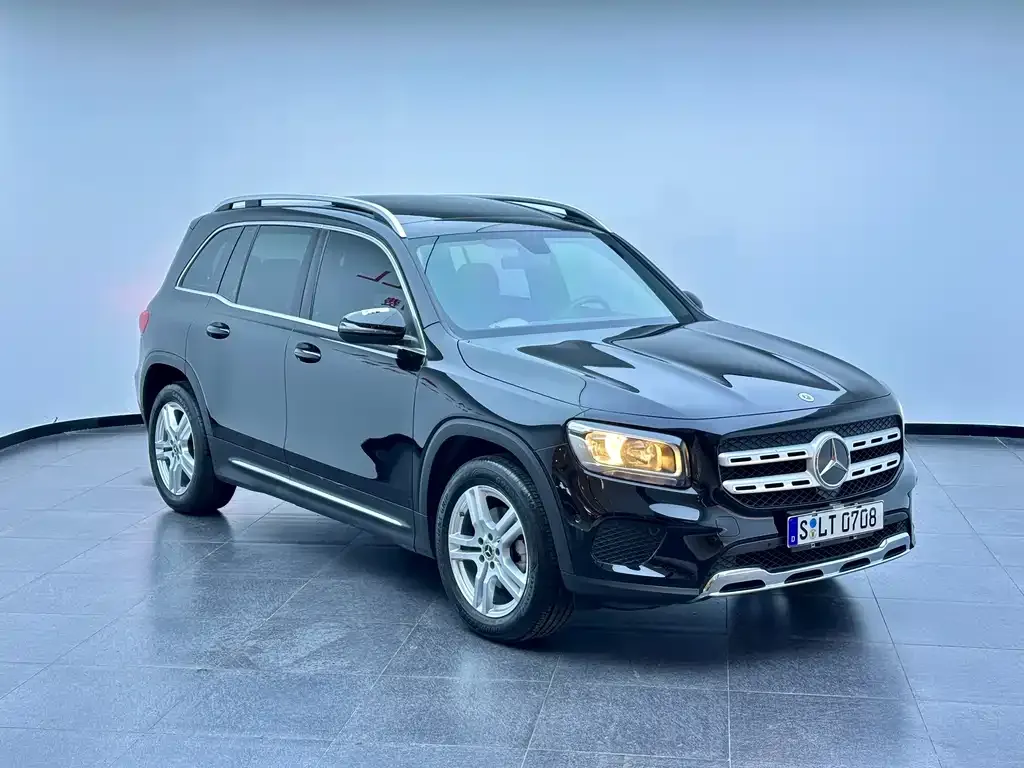 Mercedes-Benz GLB — фото 10