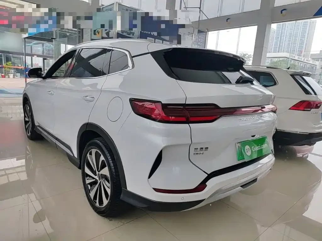 BYD PLUS New Energy — фото 6