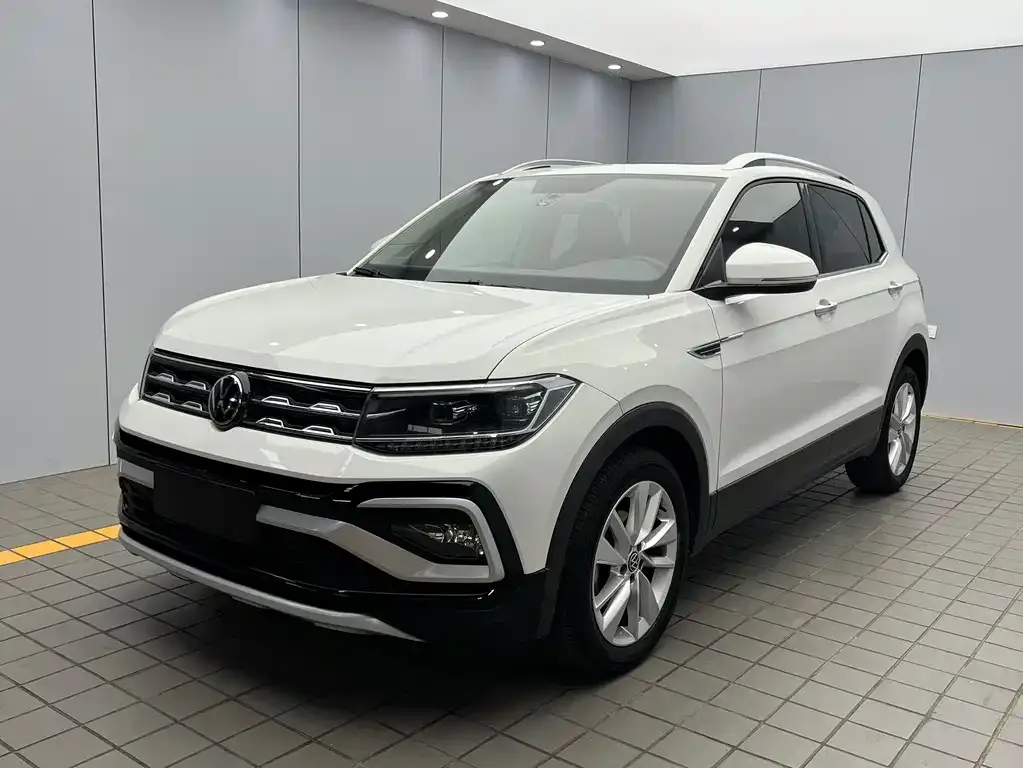 Volkswagen T-Cross — фото 1