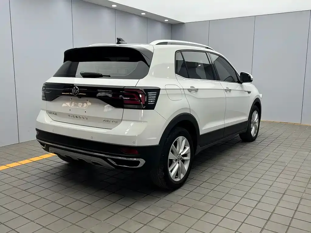 Volkswagen T-Cross — фото 8