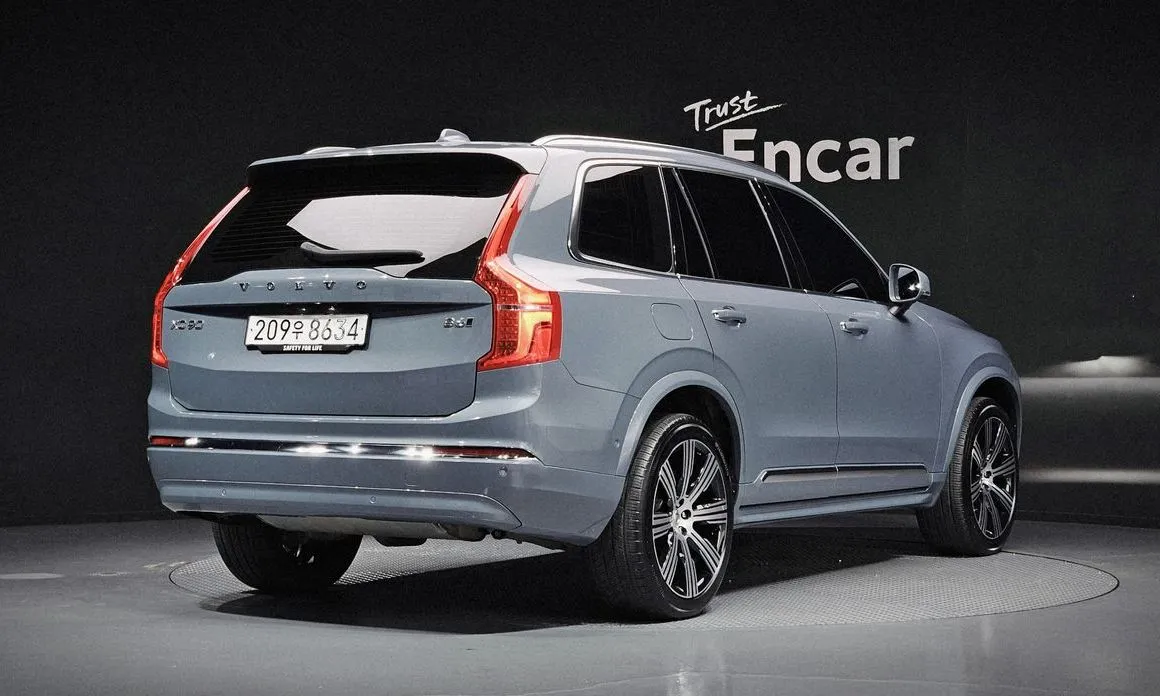 Volvo XC90 — фото 6