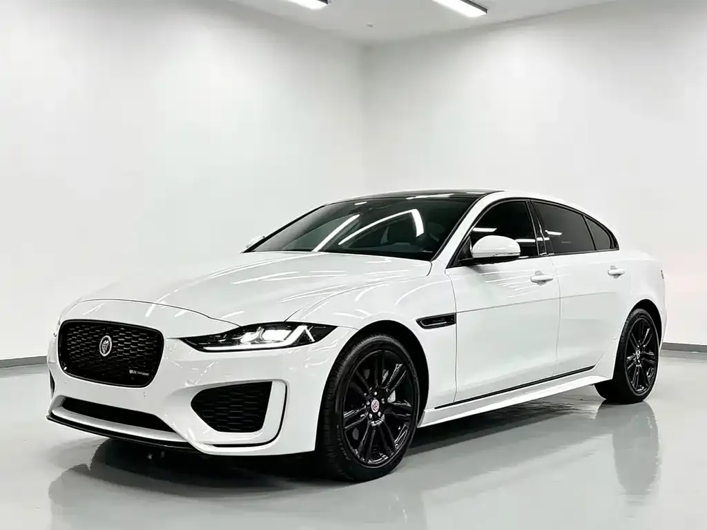 Jaguar XEL — фото 1