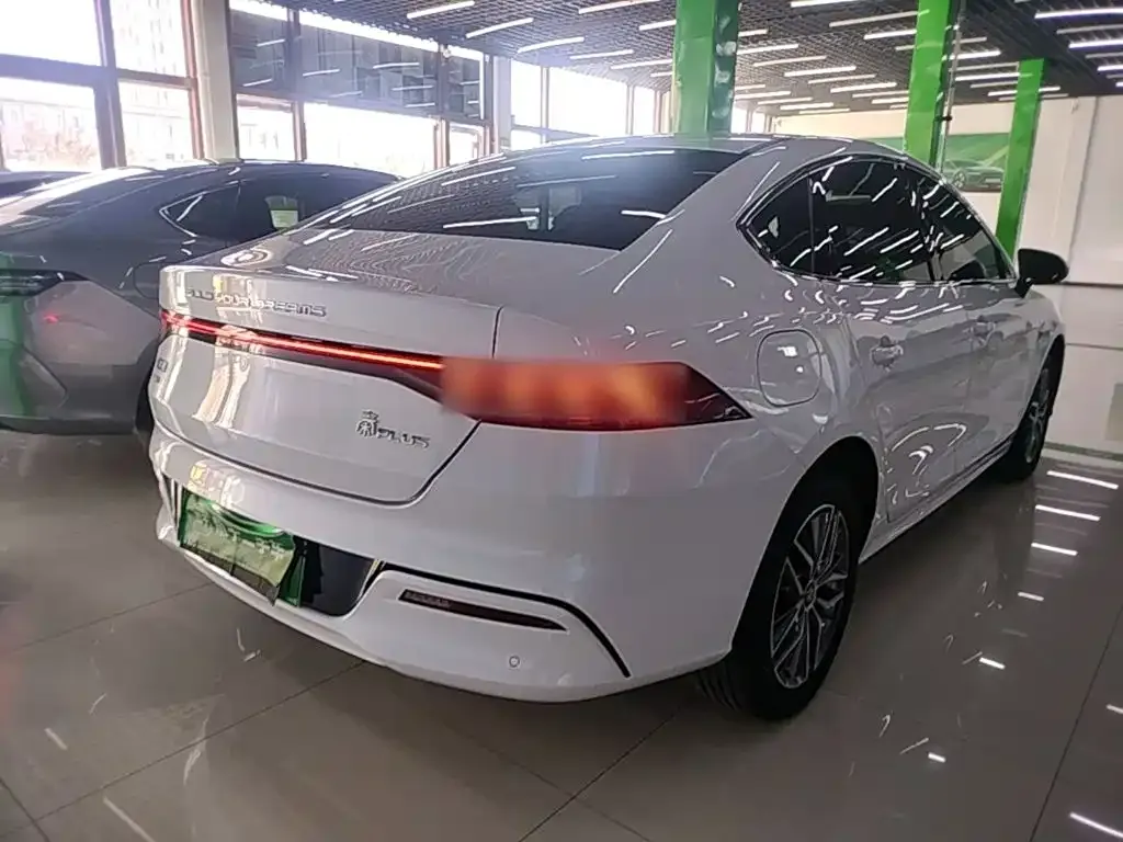 BYD Qin PLUS — фото 10