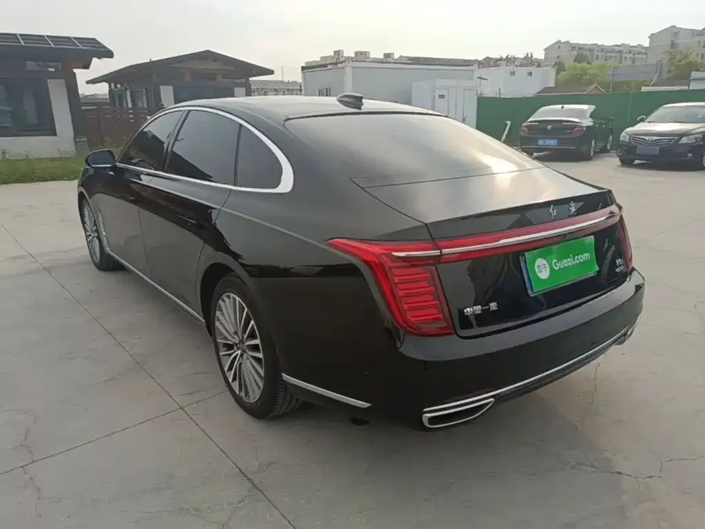 Hongqi H9 — фото 4