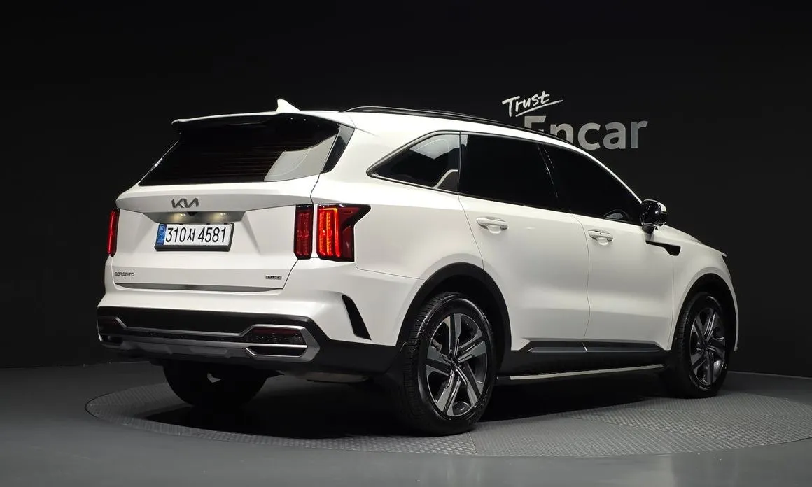 Kia Sorento — фото 3