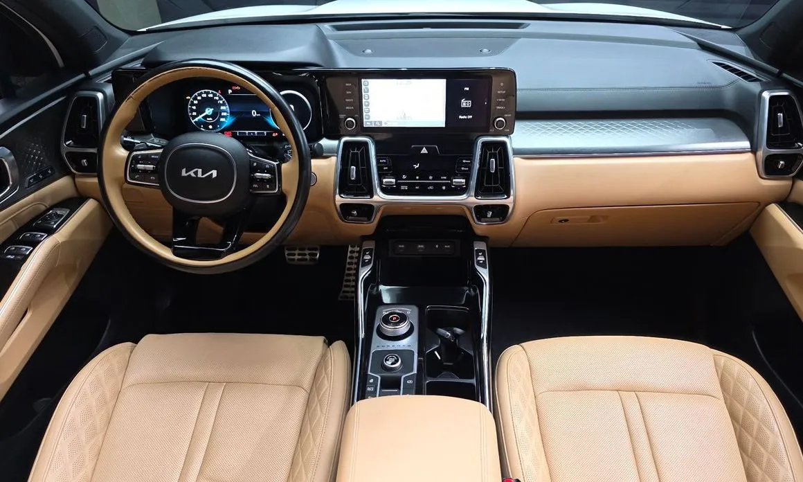 Kia Sorento — фото 9
