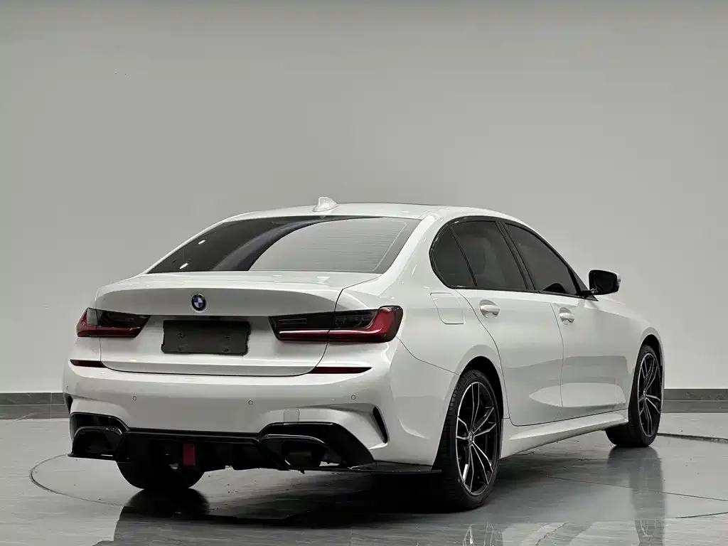 BMW 3 Series — фото 10