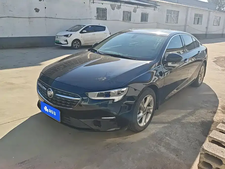 Buick Regal — фото 1