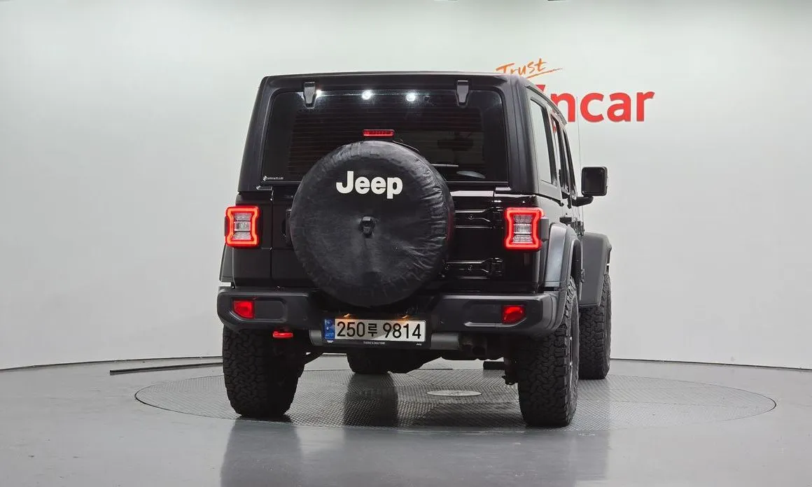 Jeep Wrangler — фото 3