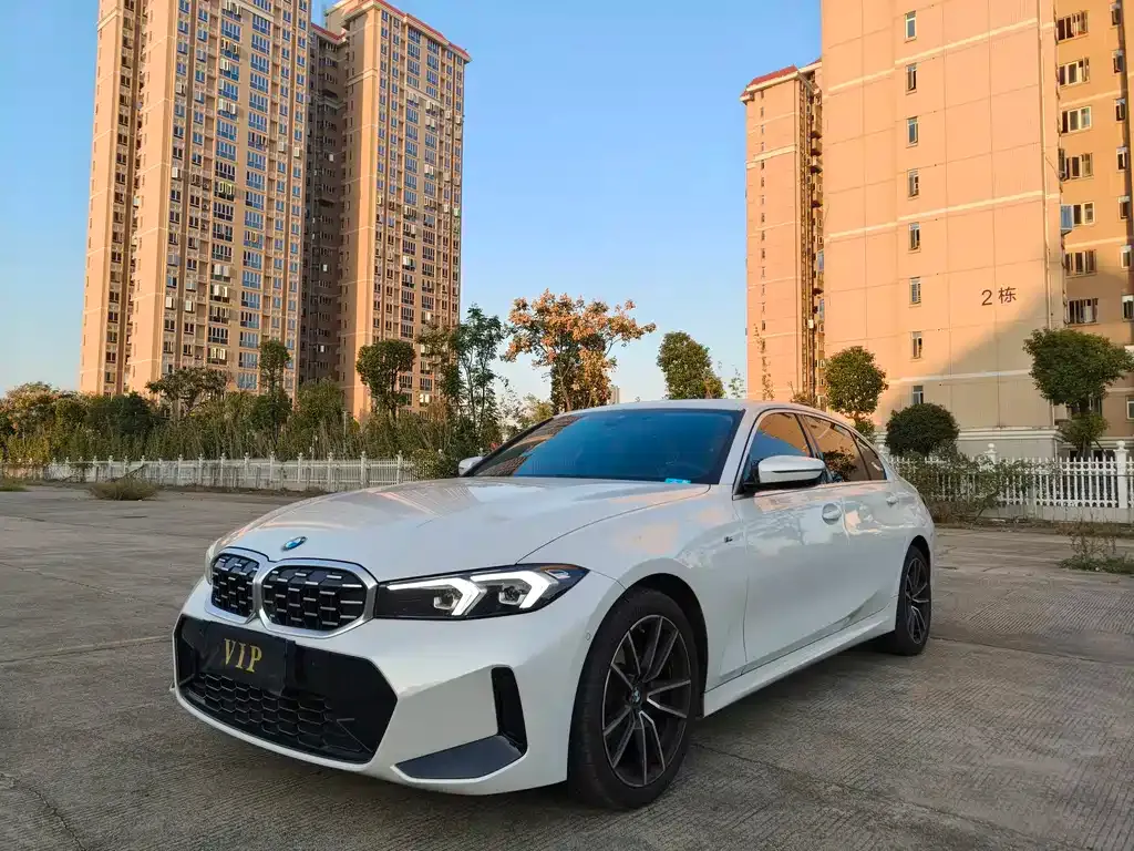 BMW 3 Series — фото 1