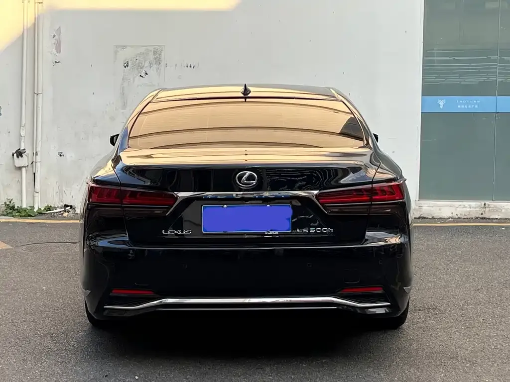 Lexus LS — фото 3