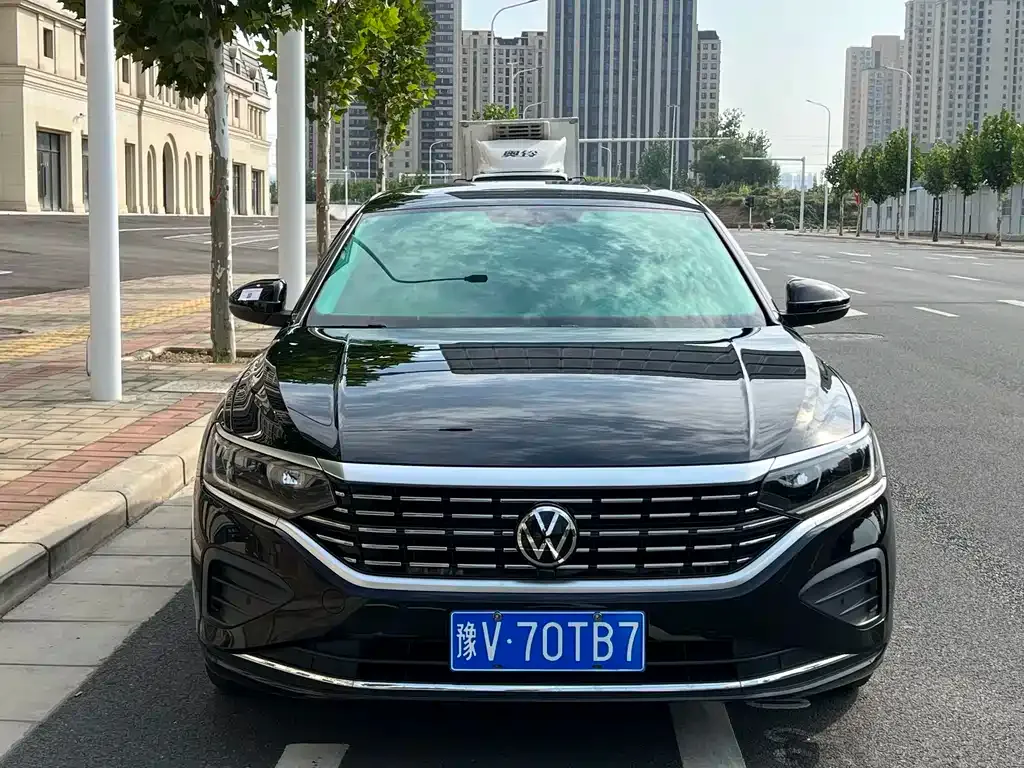 Volkswagen Passat — фото 5