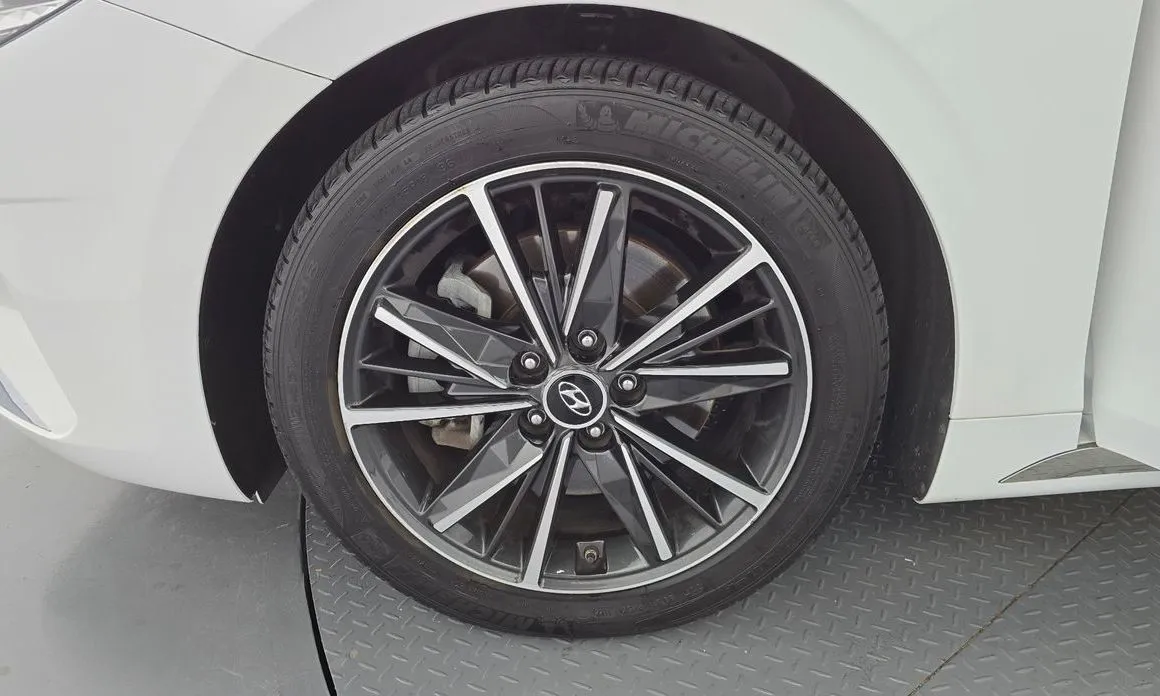 Hyundai Grandeur — фото 10