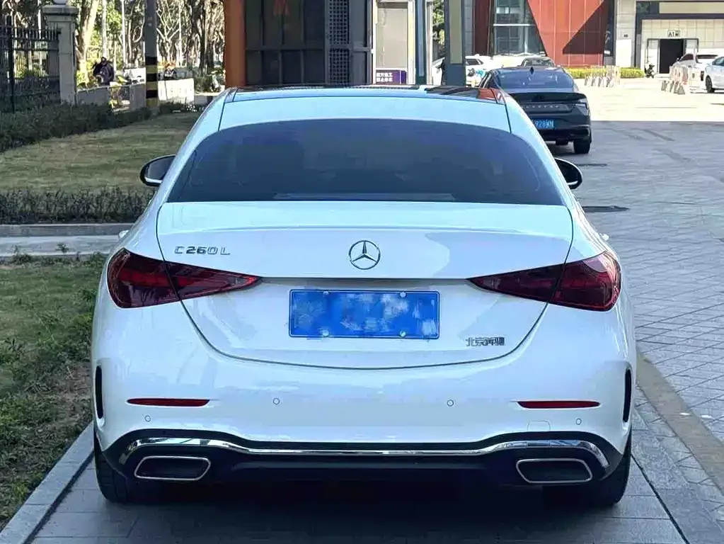 Mercedes-Benz C-Class — фото 10