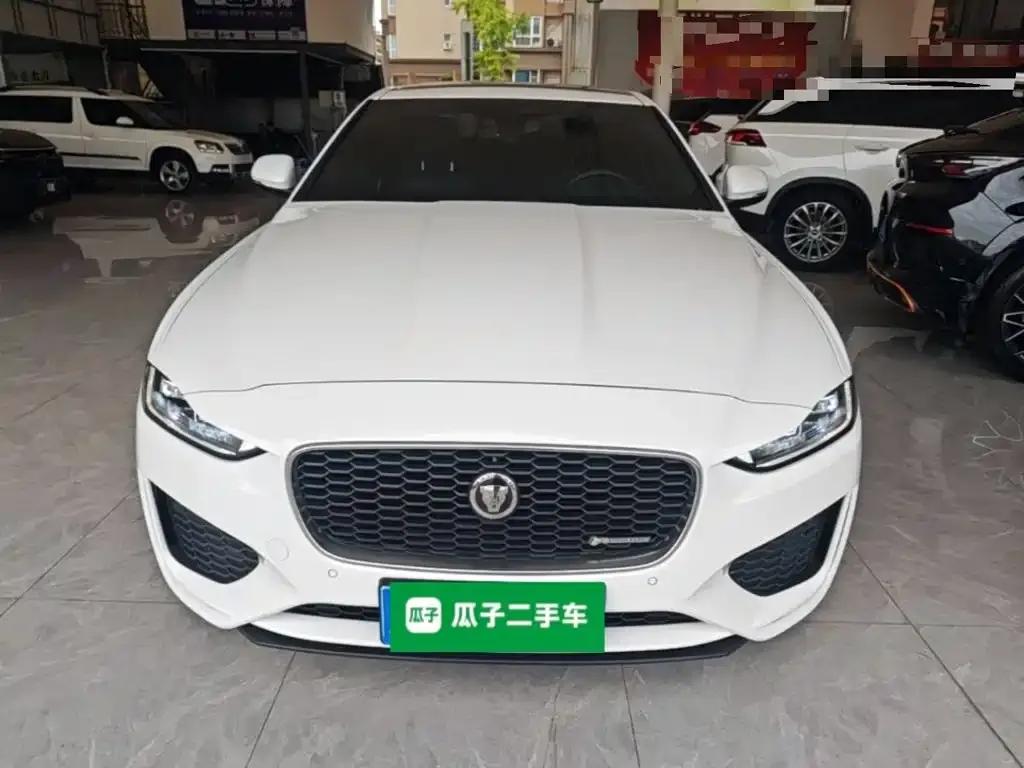 Jaguar XEL — фото 10