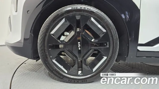 Kia EV3 — фото 4