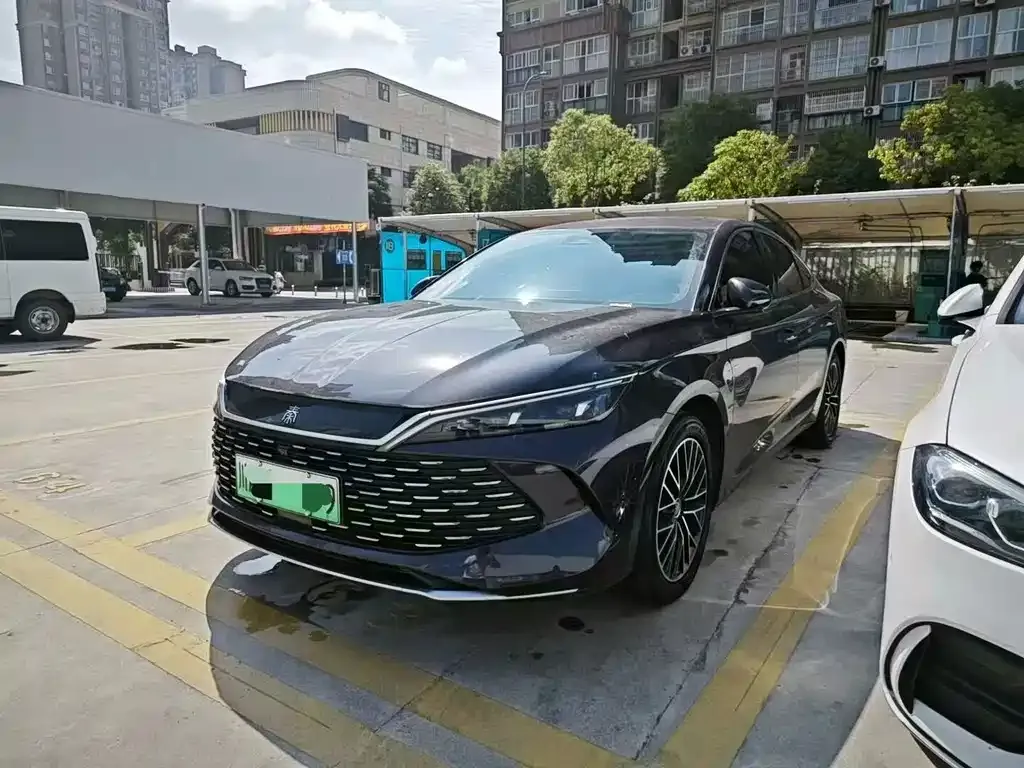 BYD Qin L — фото 1