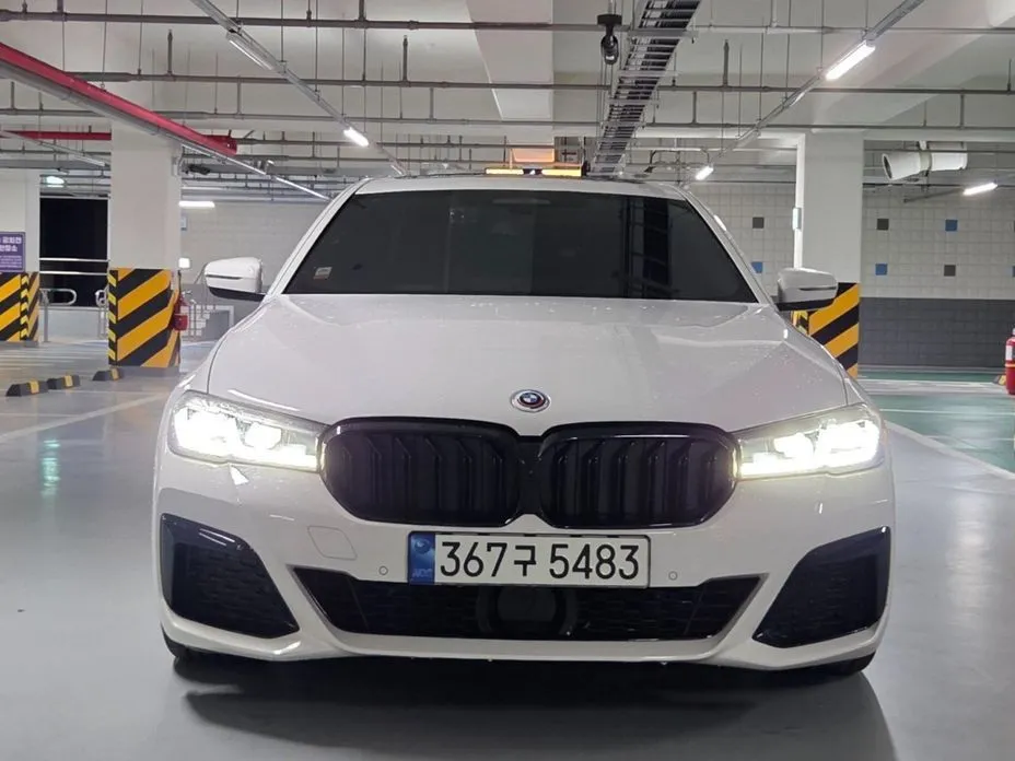BMW 5-Series — фото 1