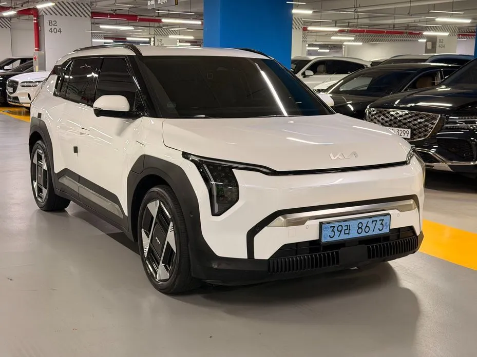 Kia EV3 — фото 9