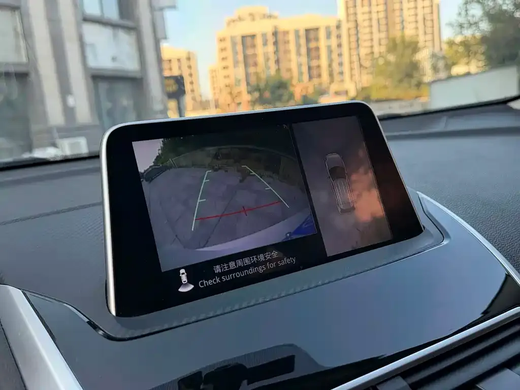 Mitsubishi Eclipse Cross — фото 2