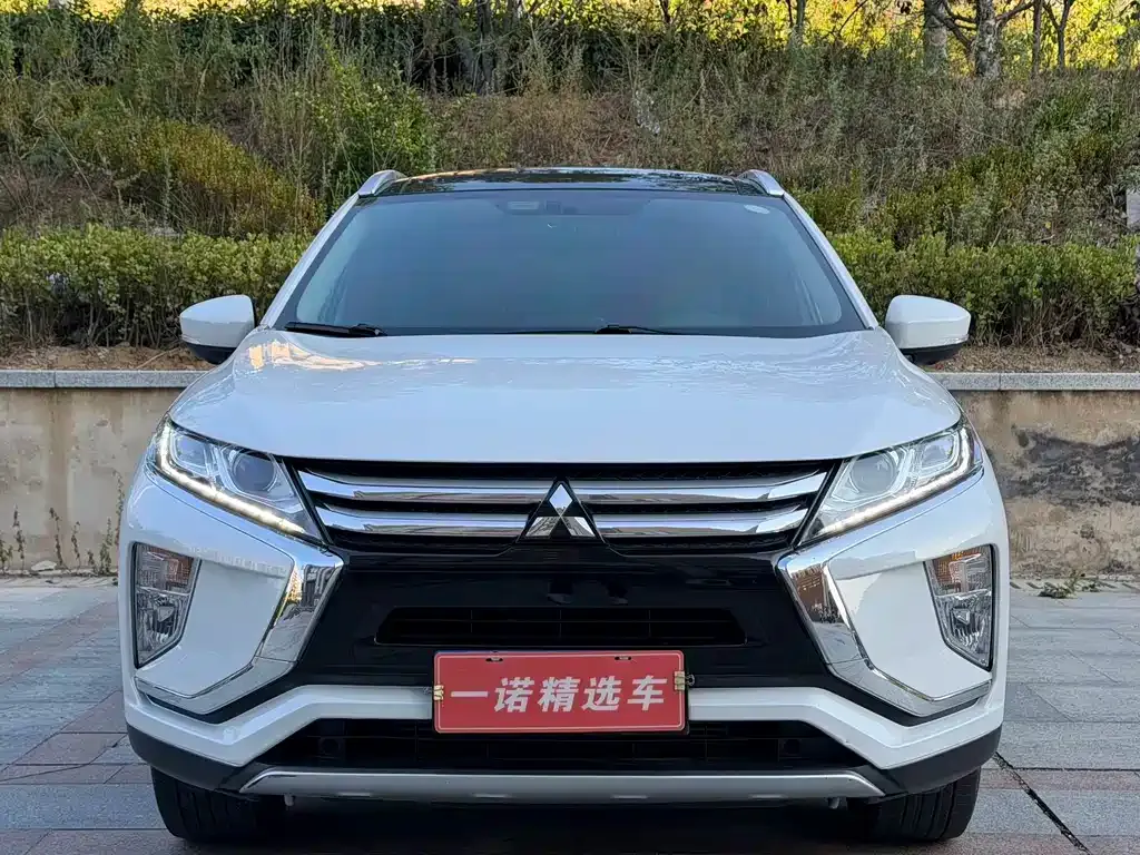 Mitsubishi Eclipse Cross — фото 6