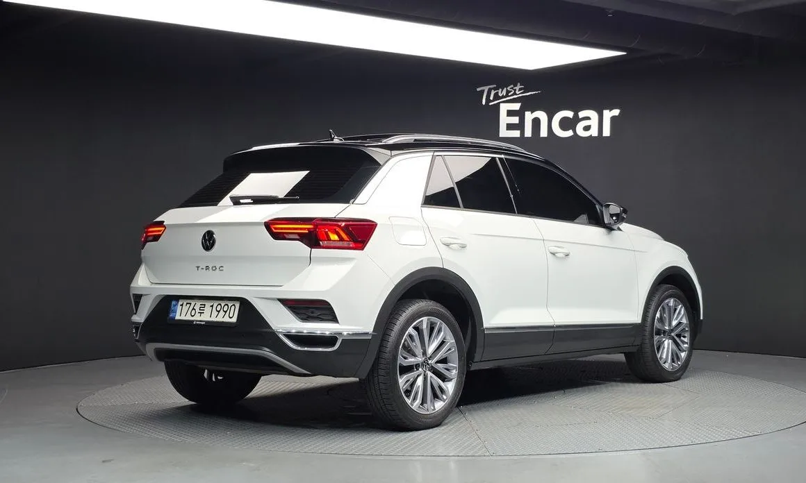 Volkswagen T-Roc — фото 3