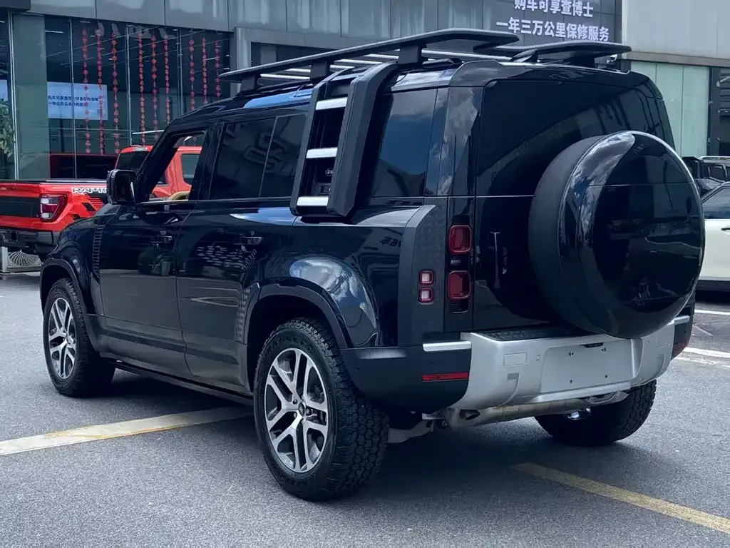 Land Rover Defender — фото 9