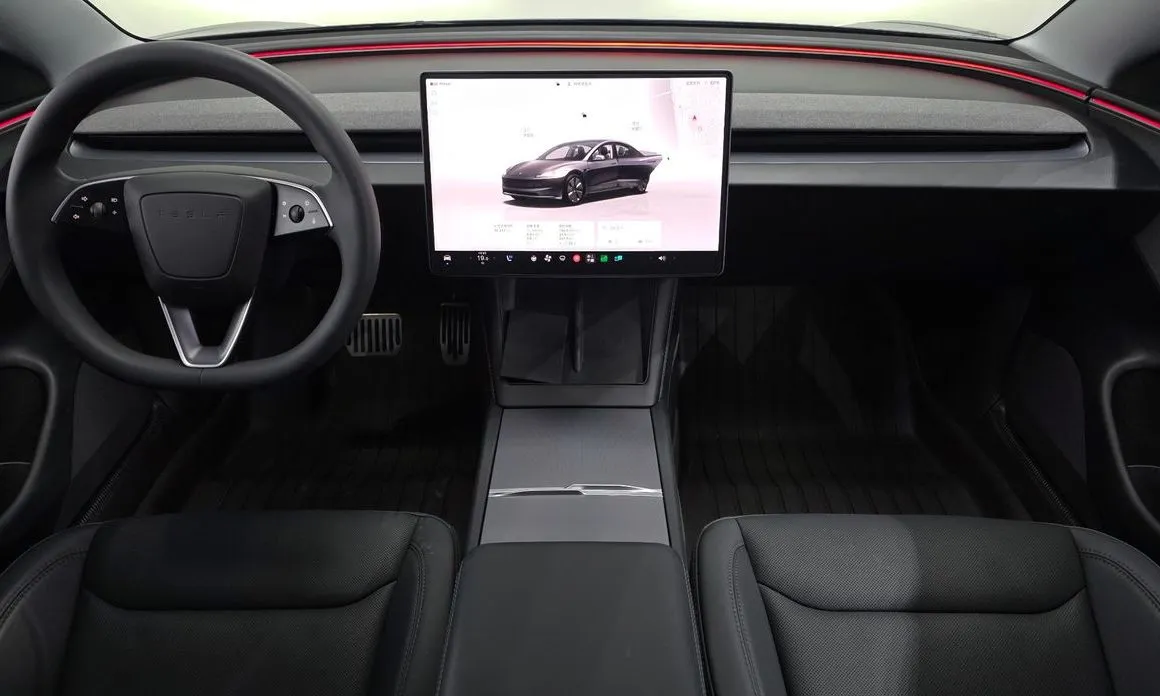 Tesla Model 3 — фото 4