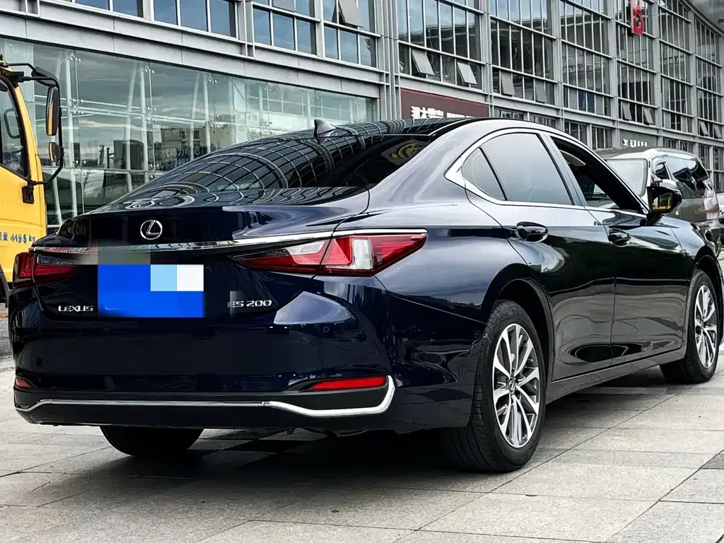 Lexus ES — фото 2