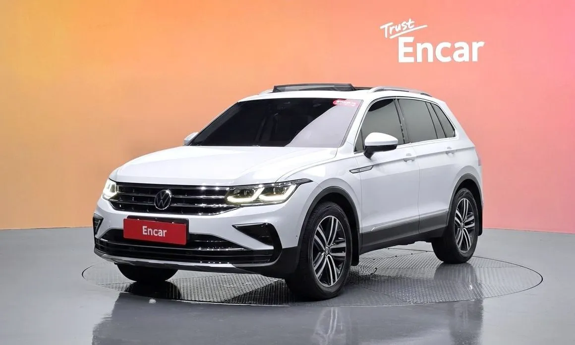 Volkswagen Tiguan — фото 1