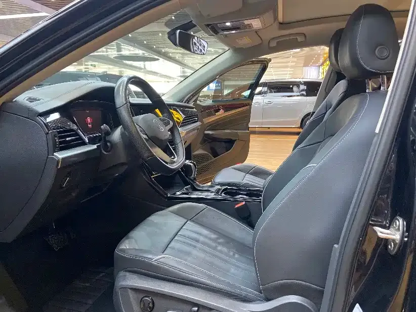 Volkswagen Passat — фото 9